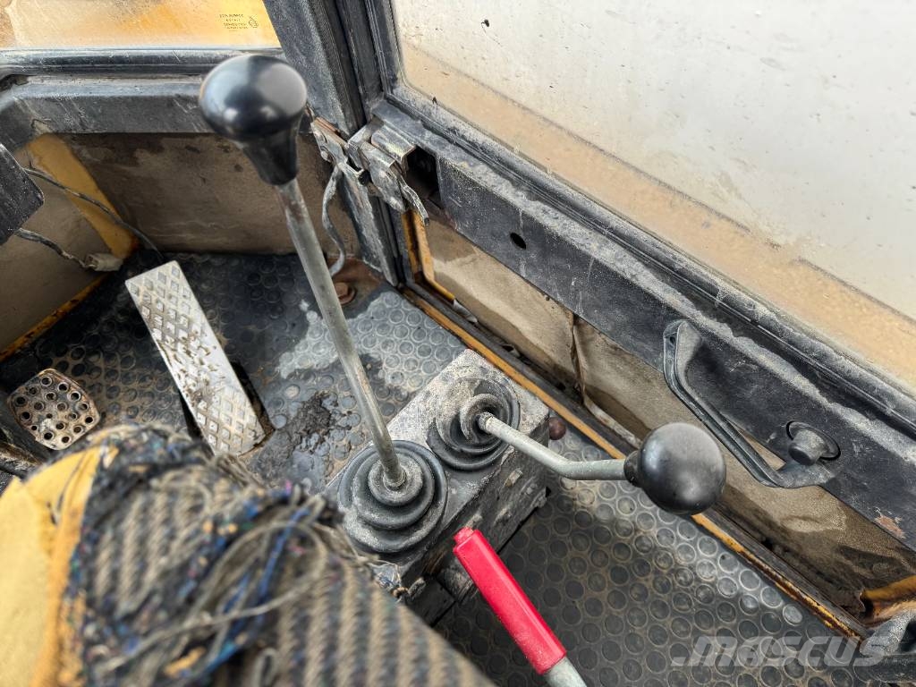 CAT Zeppelin ZL10B - Bucket + Forks / Quick Coupler 轮式装载机