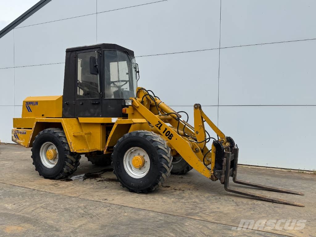 CAT Zeppelin ZL10B - Bucket + Forks / Quick Coupler 轮式装载机