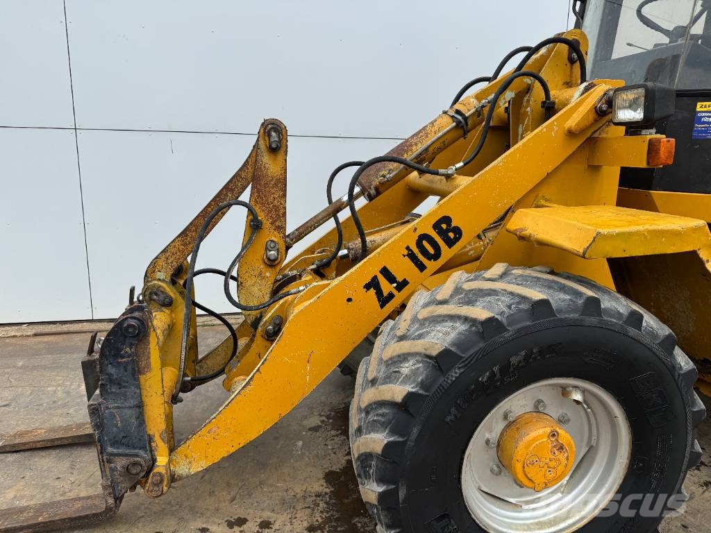 CAT Zeppelin ZL10B - Bucket + Forks / Quick Coupler 轮式装载机