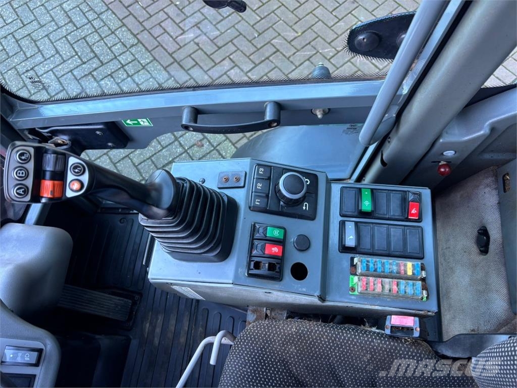 Weidemann 4080T Колесни товарачи