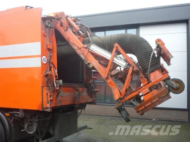 DAF CF 380 Bekker Lagram Road Cleaner Kehrmaschine