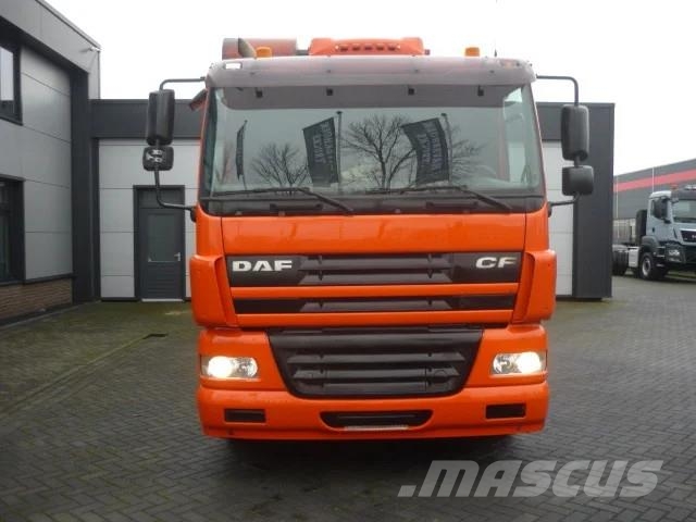 DAF CF 380 Bekker Lagram Road Cleaner Kehrmaschine