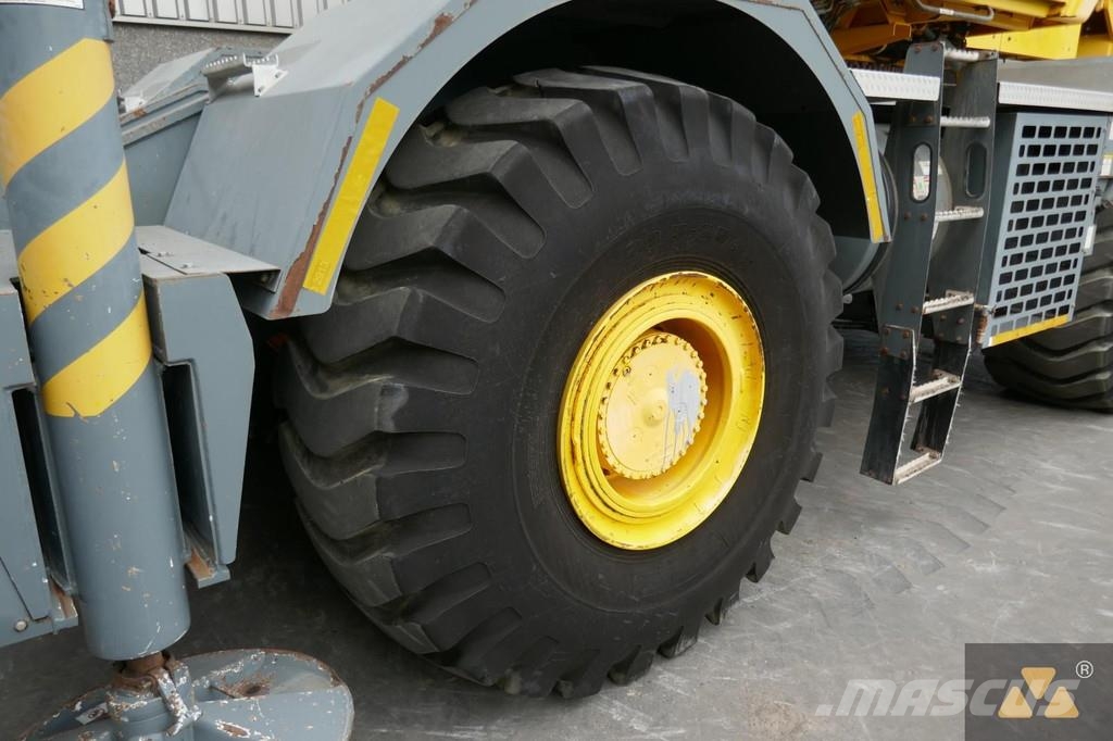 Grove RT890E Ruw terrein kranen