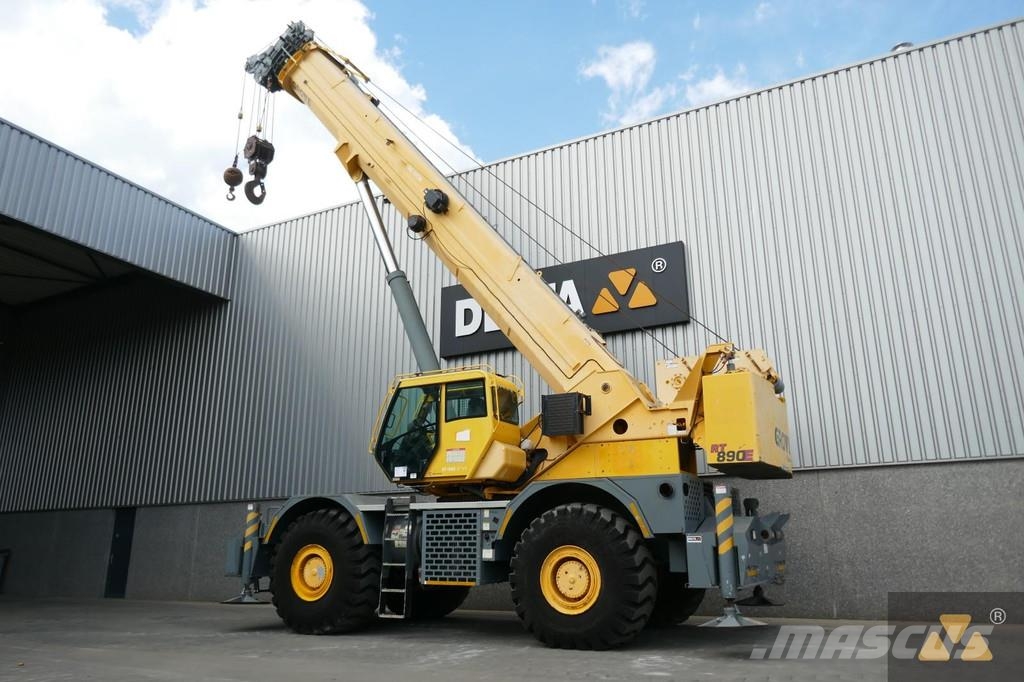 Grove RT890E Ruw terrein kranen