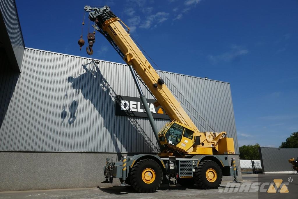 Grove RT890E Ruw terrein kranen
