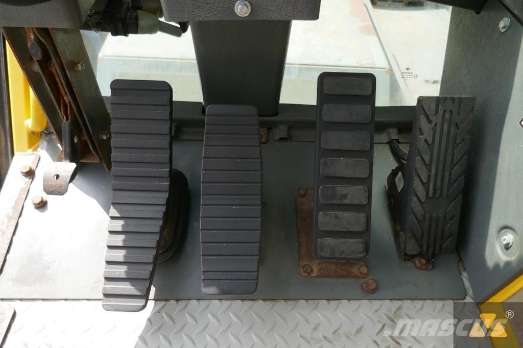Grove RT890E Ruw terrein kranen