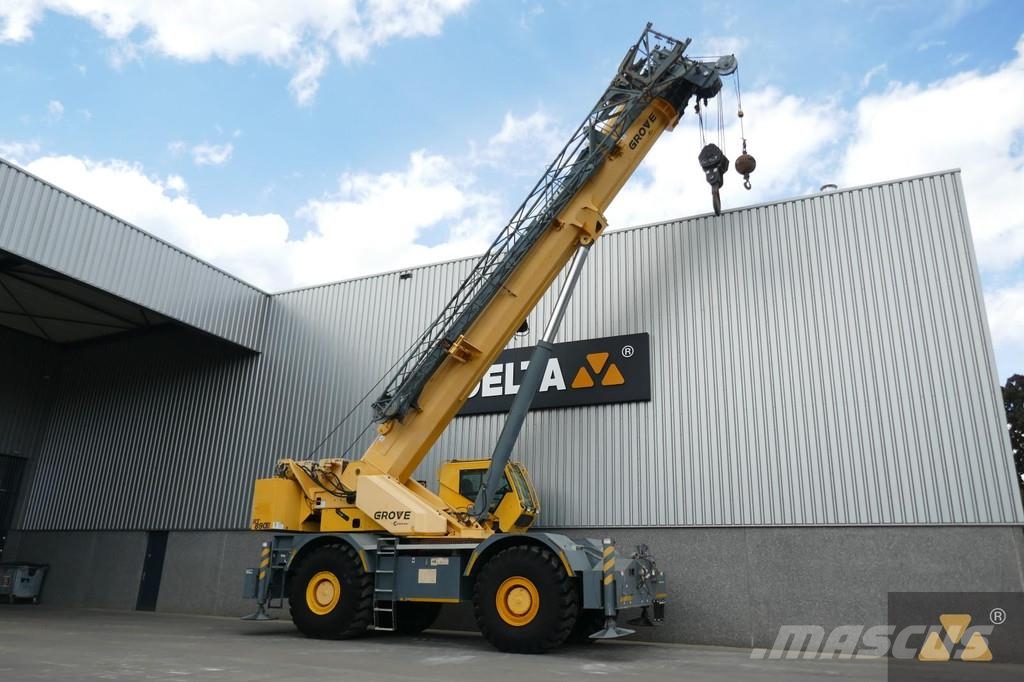 Grove RT890E Ruw terrein kranen