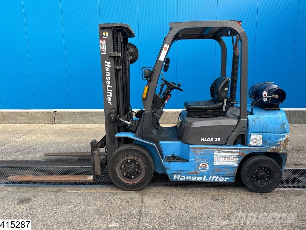 Hanselifter HLGS25 Nestekaasutrukit