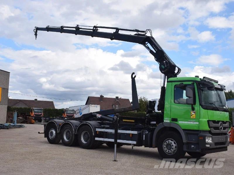 Mercedes-Benz Actros 3236 Hooklift + Hiabcrane Camiones polibrazo
