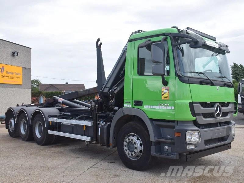 Mercedes-Benz Actros 3236 Hooklift + Hiabcrane Camiones polibrazo