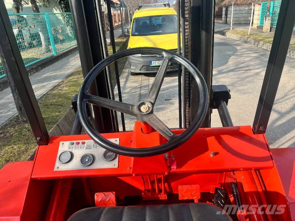Manitou MC25N 2WD V-4119 IO Камиони за херавни местности