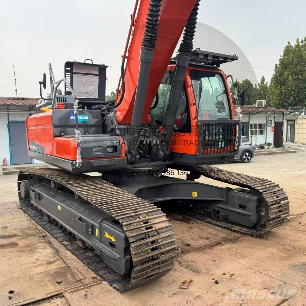Doosan DX 340 Bagri goseničarji
