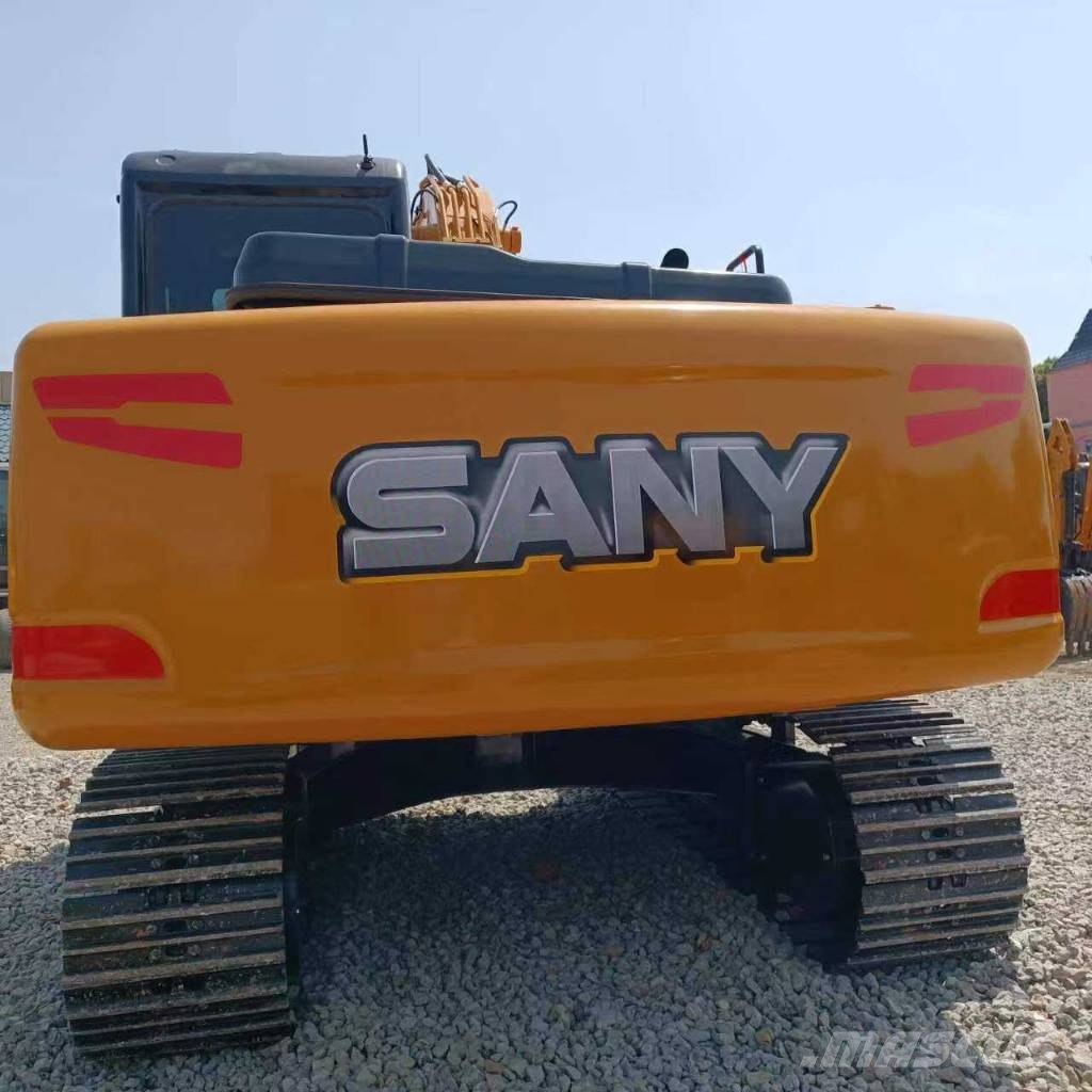 Sany SY 155 C Midi bageri 7t – 12t