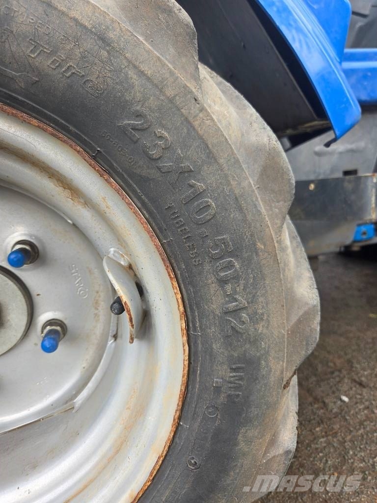 Multione 5.3K 4WD لوادر متعددة الأغراض