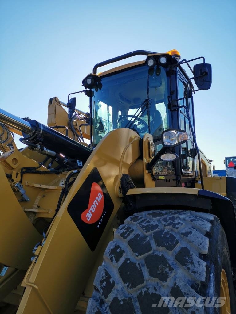 CAT 938M *uthyres / only for rent* Chargeuse sur pneus