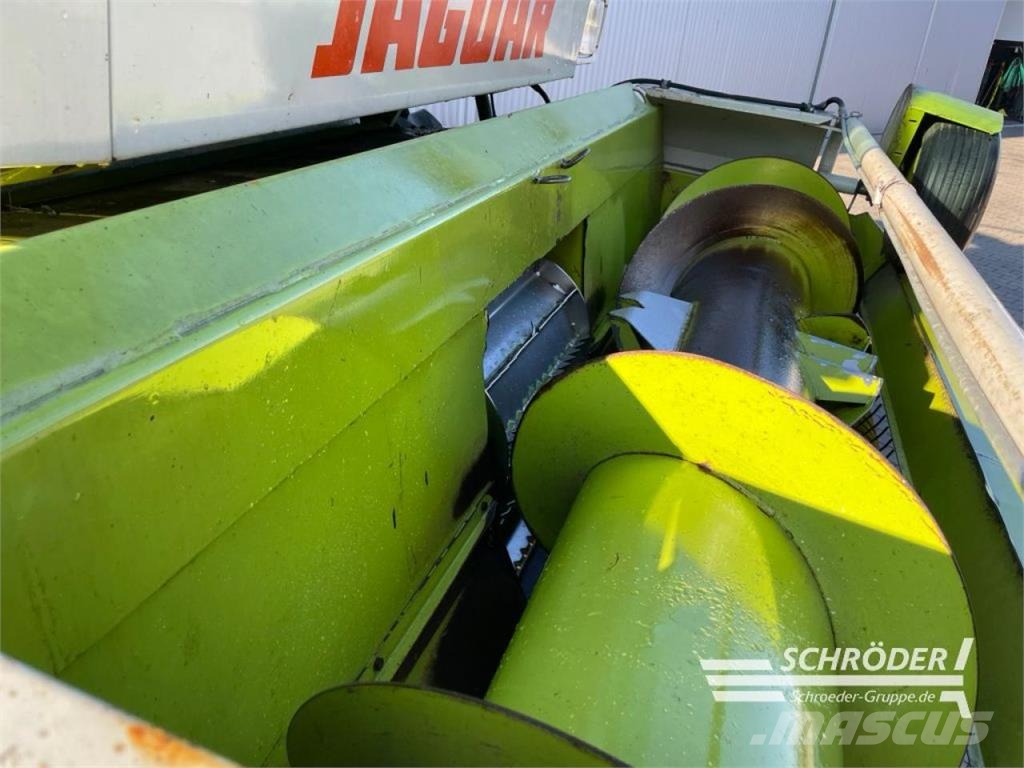 CLAAS JAGUAR 682 S + PICKUP PU 300 Самоходные кормоуборочные комбайны