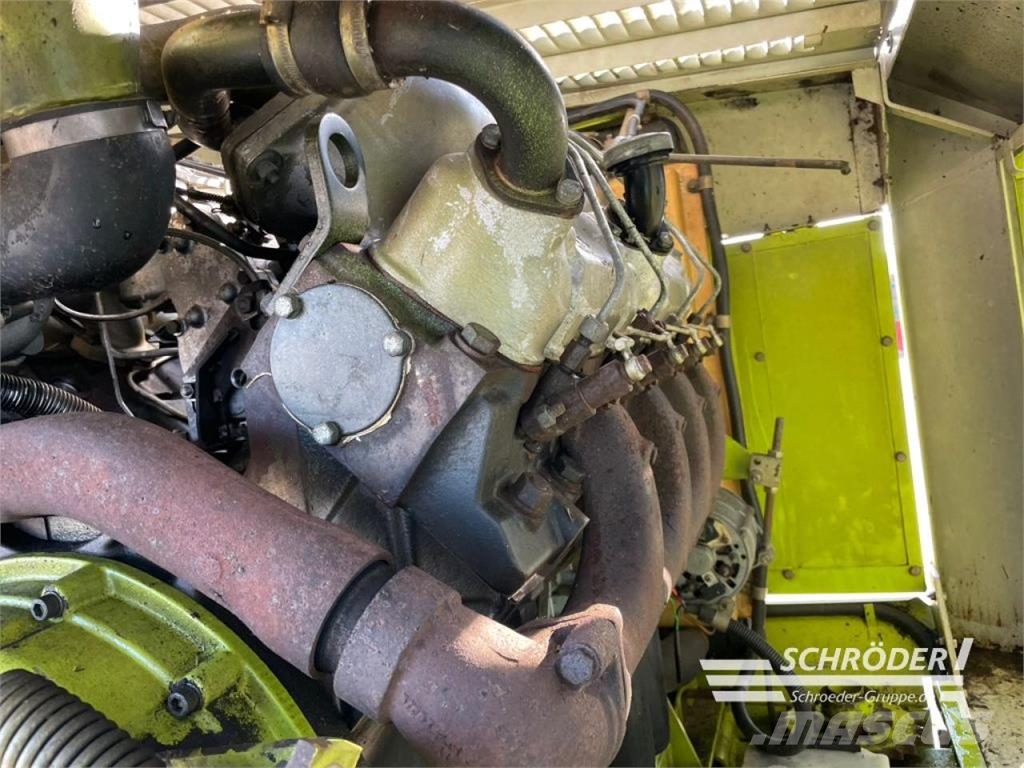 CLAAS JAGUAR 682 S + PICKUP PU 300 Самоходные кормоуборочные комбайны
