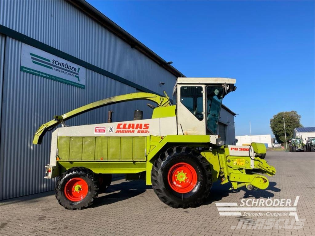 CLAAS JAGUAR 682 S + PICKUP PU 300 Самоходные кормоуборочные комбайны