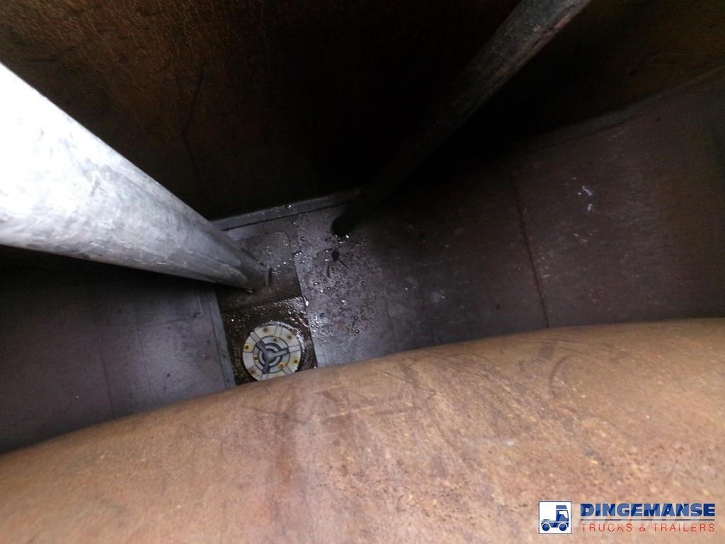 Volvo FL 240 4x2 RHD fuel tank 13 m3 / 4 comp Camiones cisternas