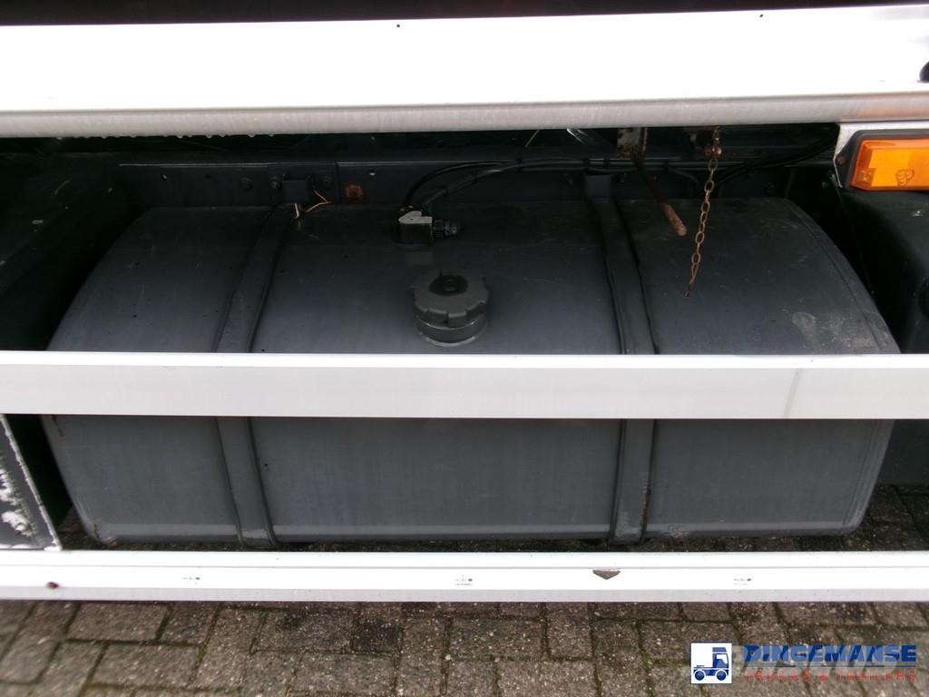 Volvo FL 240 4x2 RHD fuel tank 13 m3 / 4 comp Camiones cisternas