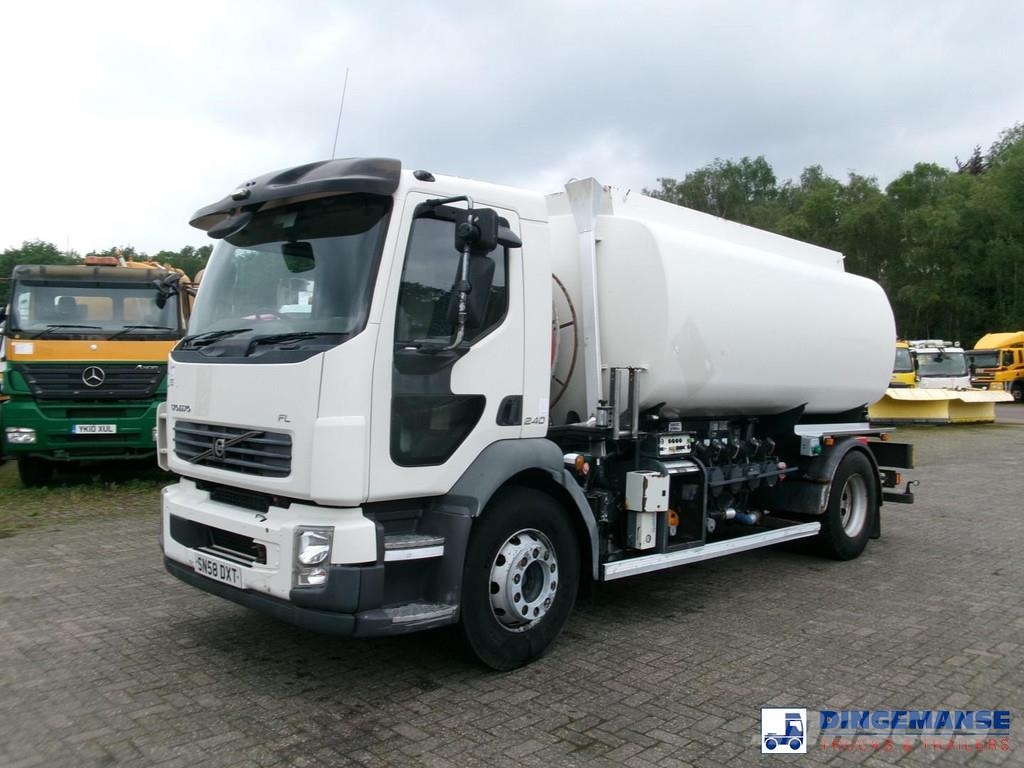 Volvo FL 240 4x2 RHD fuel tank 13 m3 / 4 comp Camiones cisternas