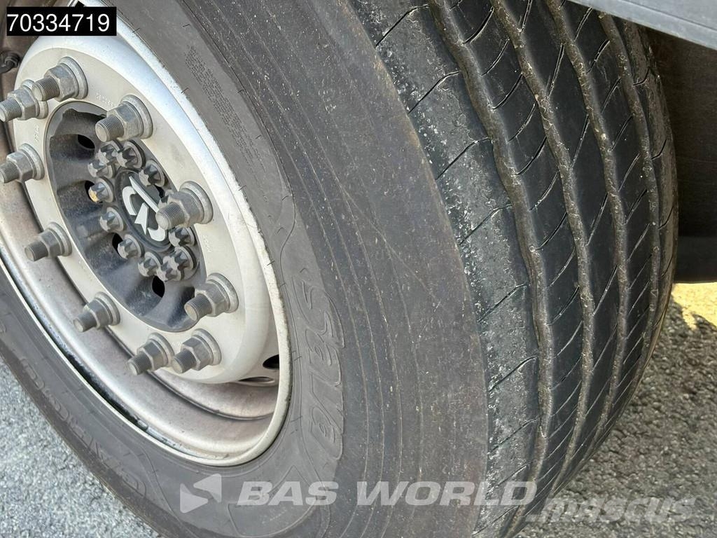 Krone SD 3 axles 2xLiftachse Palettenkasten Semirremolques con caja de lona