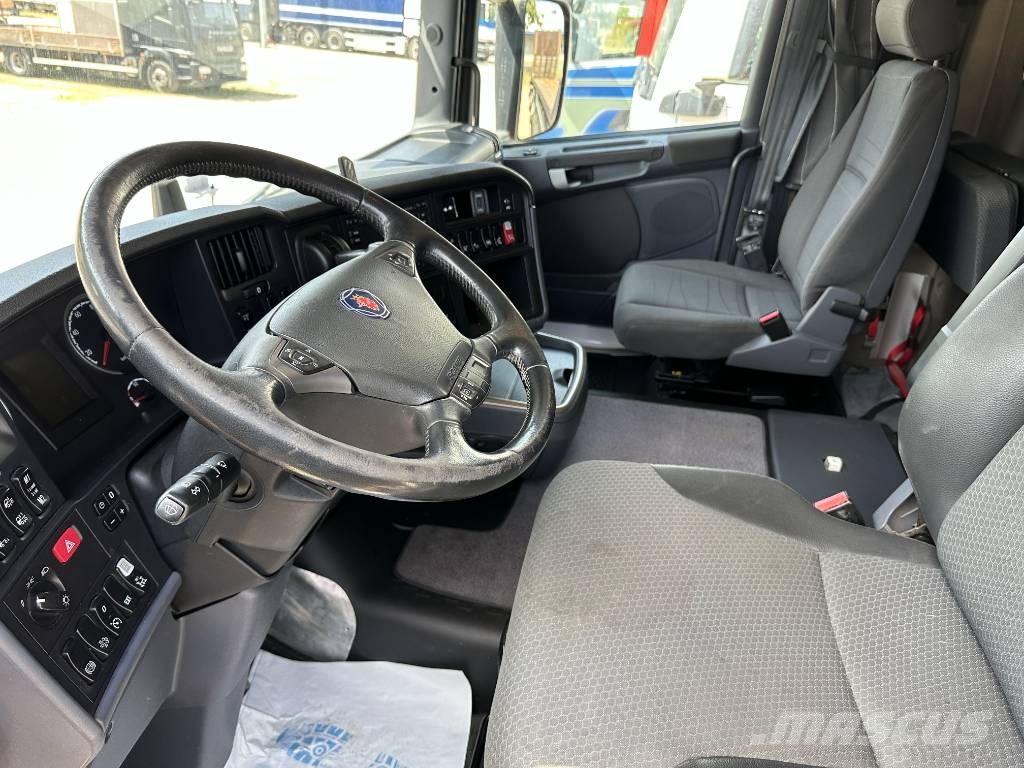 Scania R450 6x2 // Machinetransport/Knæklad // Kamioni sa otvorenim sandukom