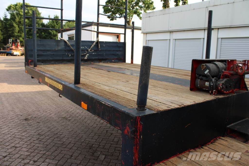 Draco DTTAS 1200-200 HIAB R255/F1 Low loader-semi-trailers