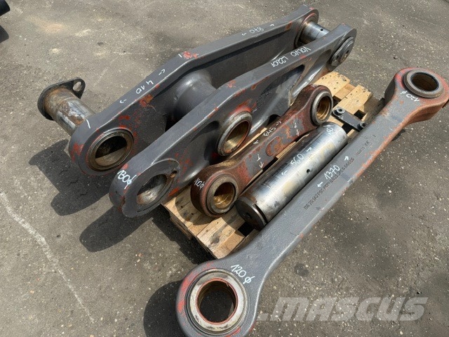 Volvo L 220 F USED ARM BUCKET Gieken en dippers