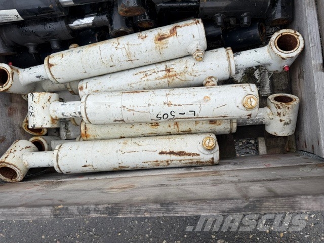 Bauer NEW HYDRAULIC CYLINDER SALE !!!!!! Hidráulicos