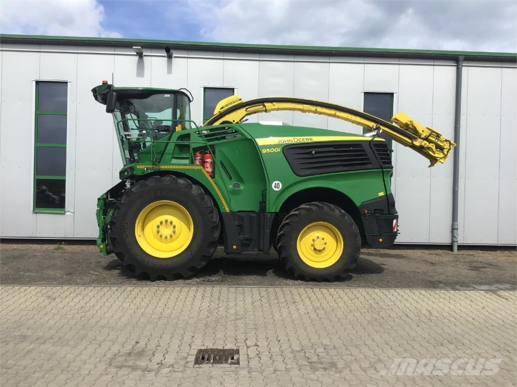 John Deere 9500i ProDrive حصادات الأعلاف