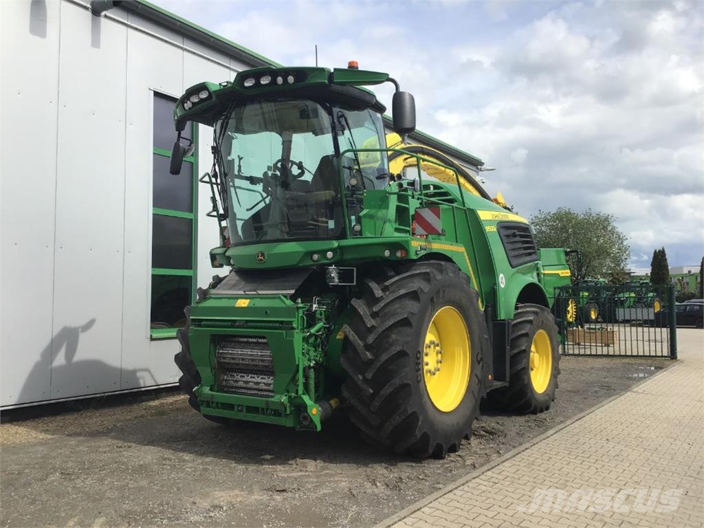 John Deere 9500i ProDrive حصادات الأعلاف