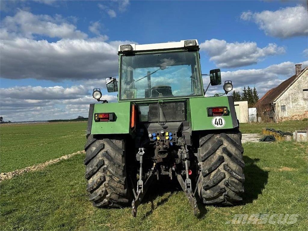 Fendt Favorit 611 LSA Трактори