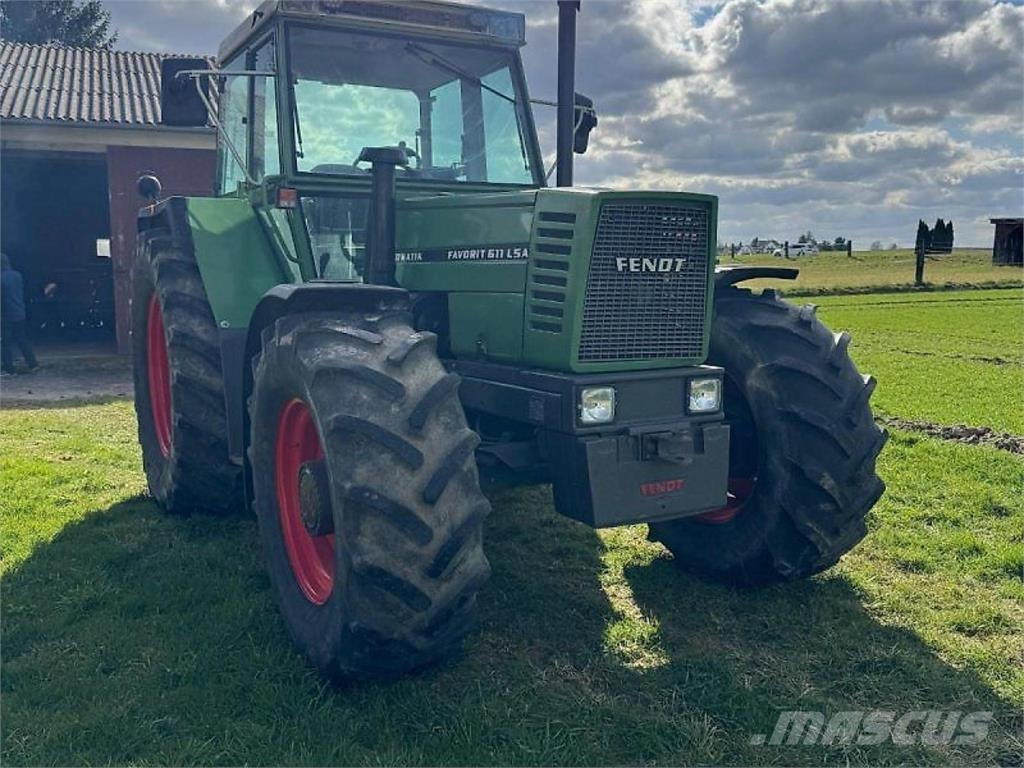 Fendt Favorit 611 LSA Трактори