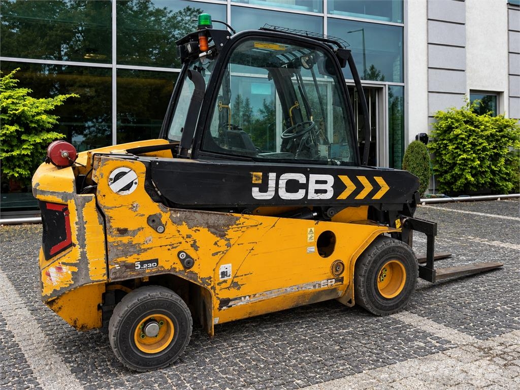 JCB 35-230D Teleskopik yükleyiciler