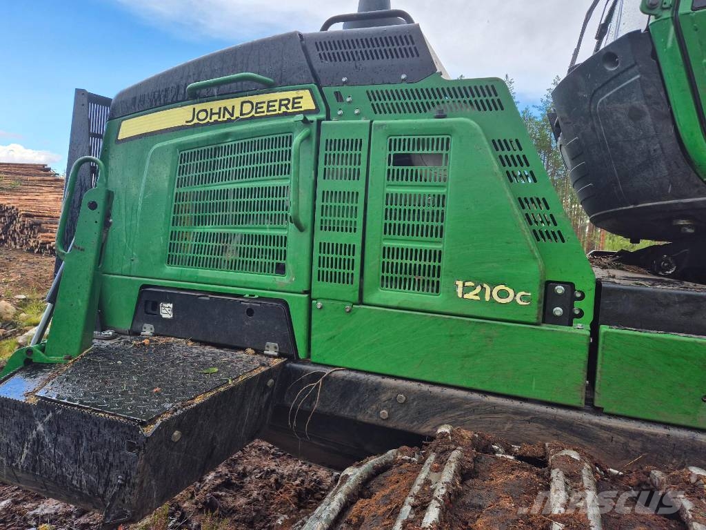 John Deere 1210G Kuormatraktorit