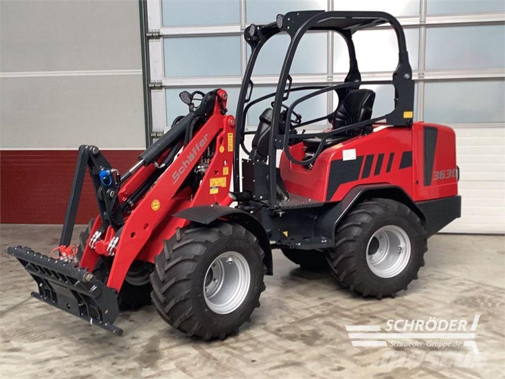 Schäffer 3630 Front loaders and diggers