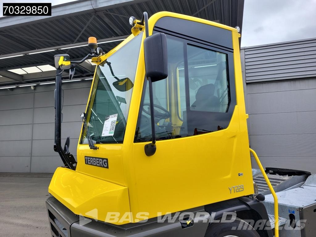Terberg YT223 4X2 NL Registered! Full Service! Top conditi Terminalivedukid