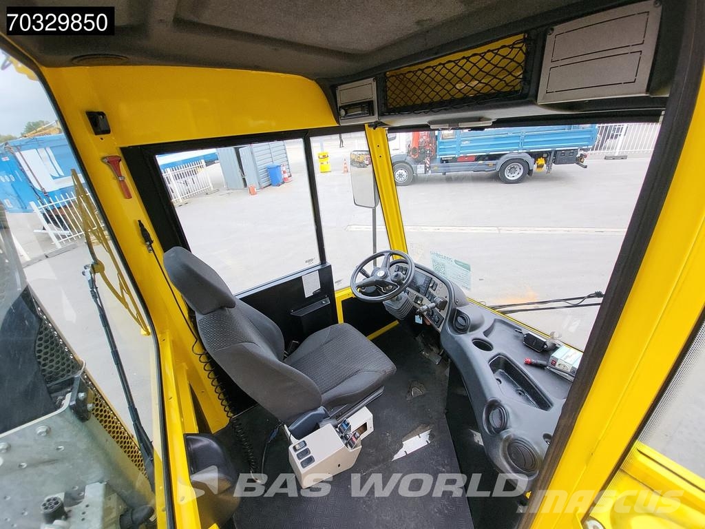 Terberg YT223 4X2 NL Registered! Full Service! Top conditi Terminalivedukid