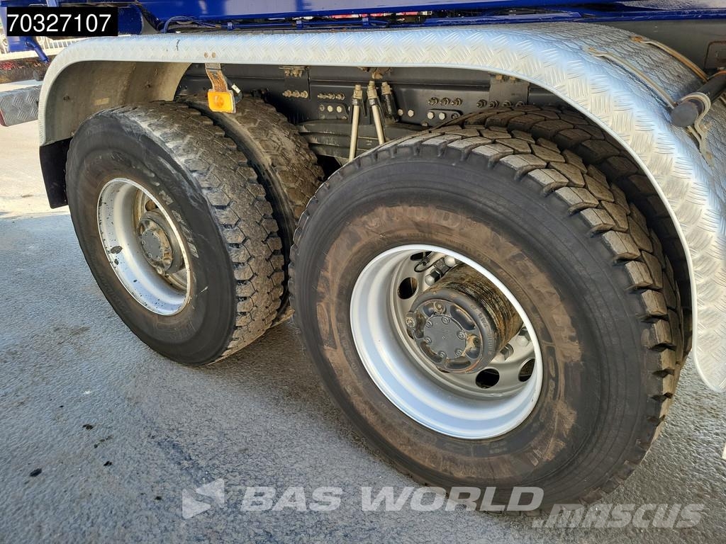 Renault C 480 C 8X4 HMF 2243 Z-Crane Tipper Full Steel Eur Bañeras basculantes usadas