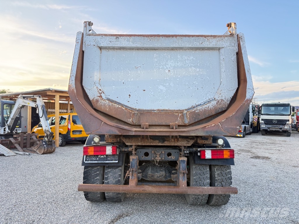 Mercedes-Benz Axor 3243K Camiones bañeras basculantes o volquetes
