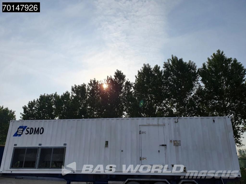 Sdmo 51.2L70-4P 2600 KVA - ENGINE NEEDS REPAIR ディーゼル発電機