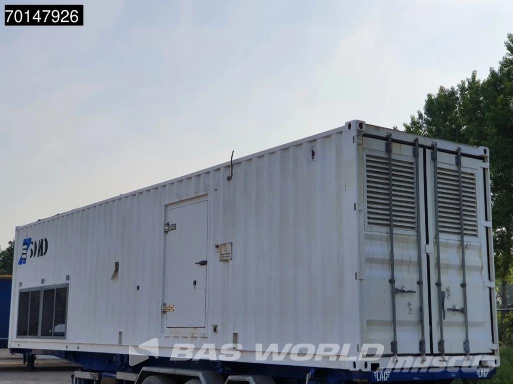 Sdmo 51.2L70-4P 2600 KVA - ENGINE NEEDS REPAIR ディーゼル発電機
