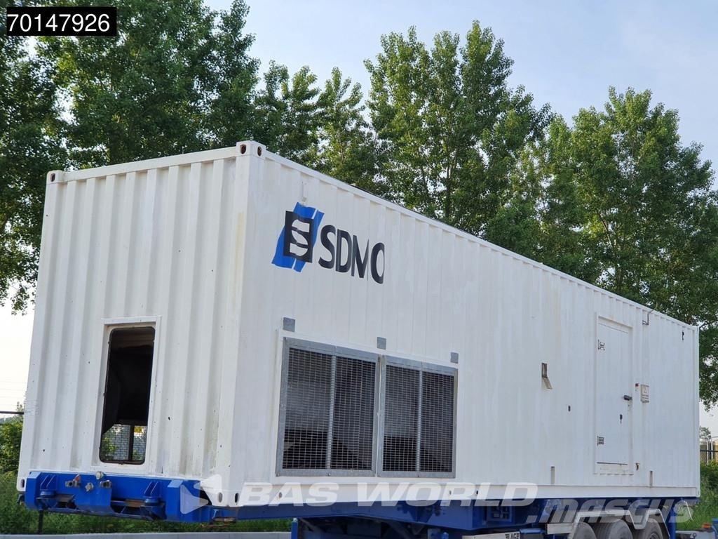 Sdmo 51.2L70-4P 2600 KVA - ENGINE NEEDS REPAIR Dizel generatori