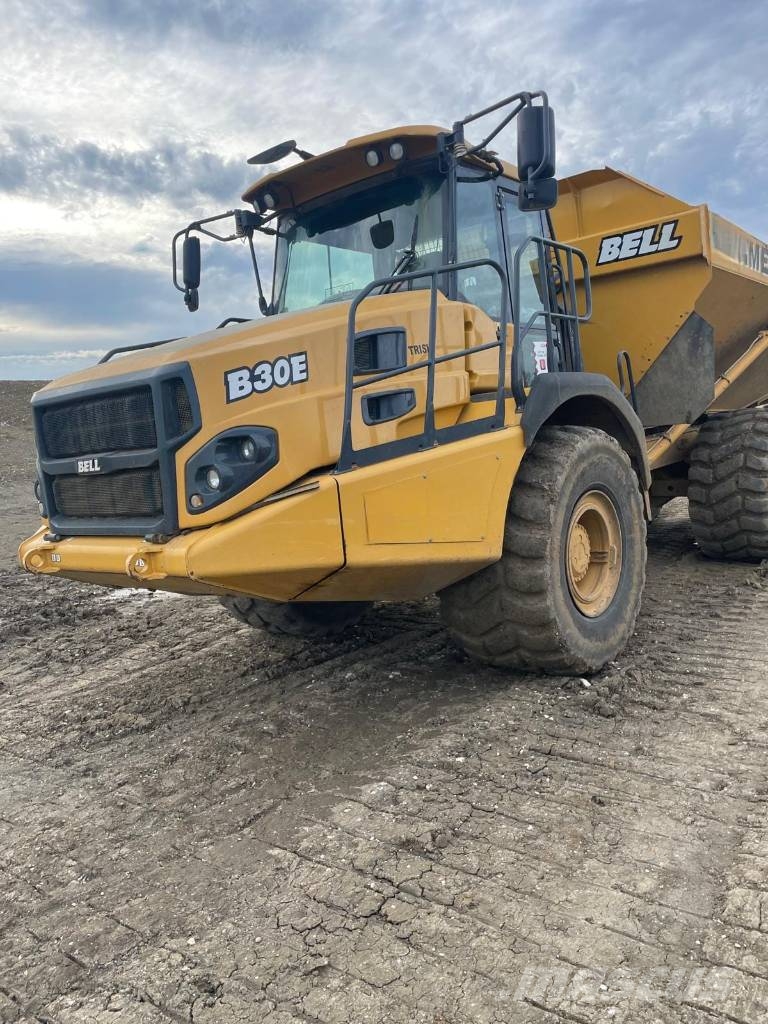 Bell B 30 E Dumper - Knickgelenk