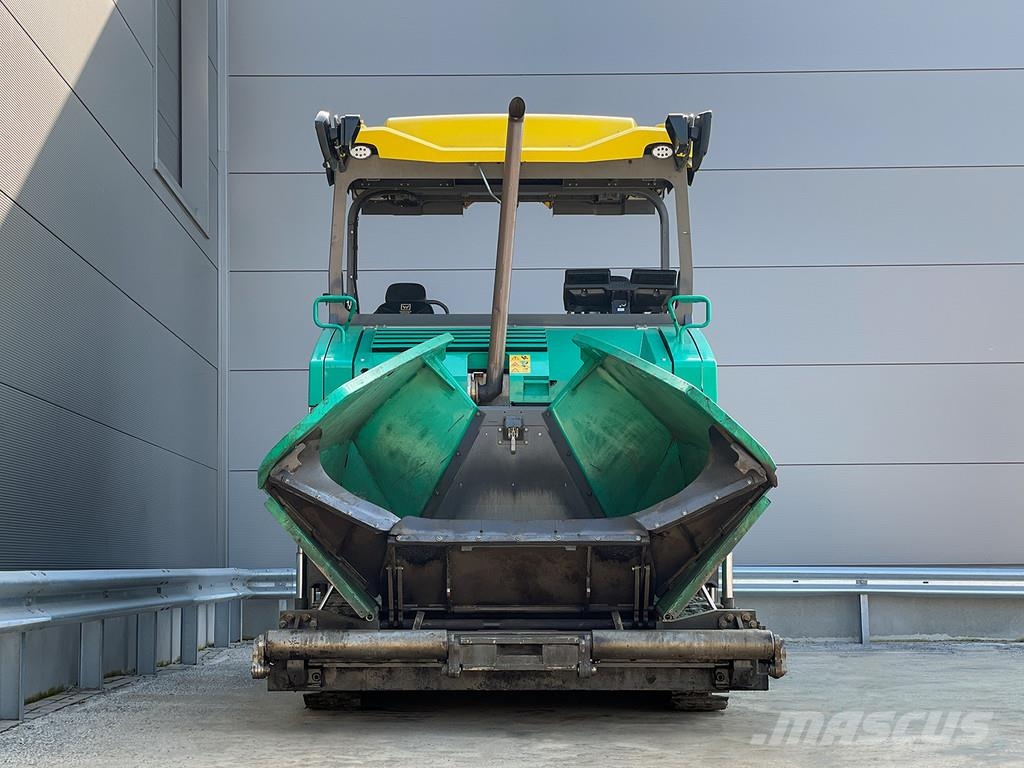 Vögele SUPER 2100-5i 沥青摊铺机