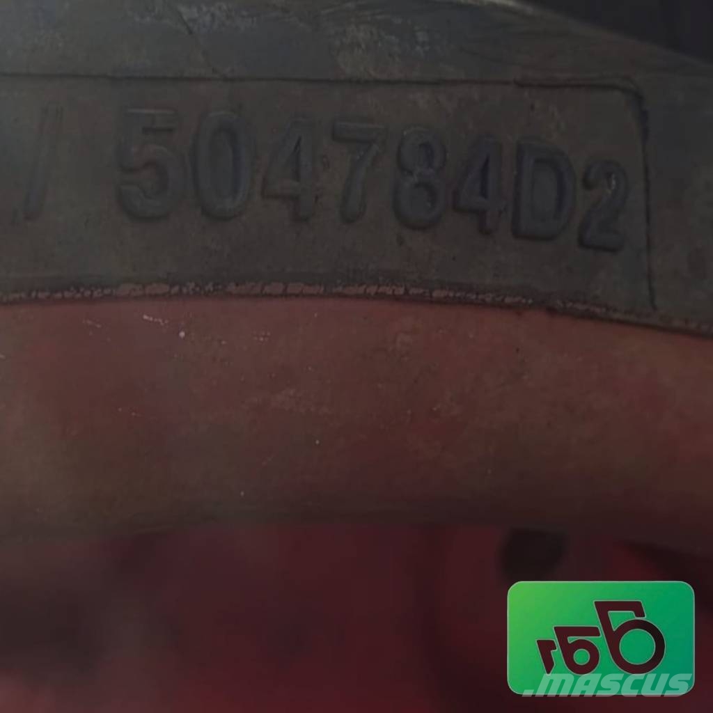 Fendt 943 MT Ballast Roller Track Idler AGCO 580851D1 الشاسيه والتعليق
