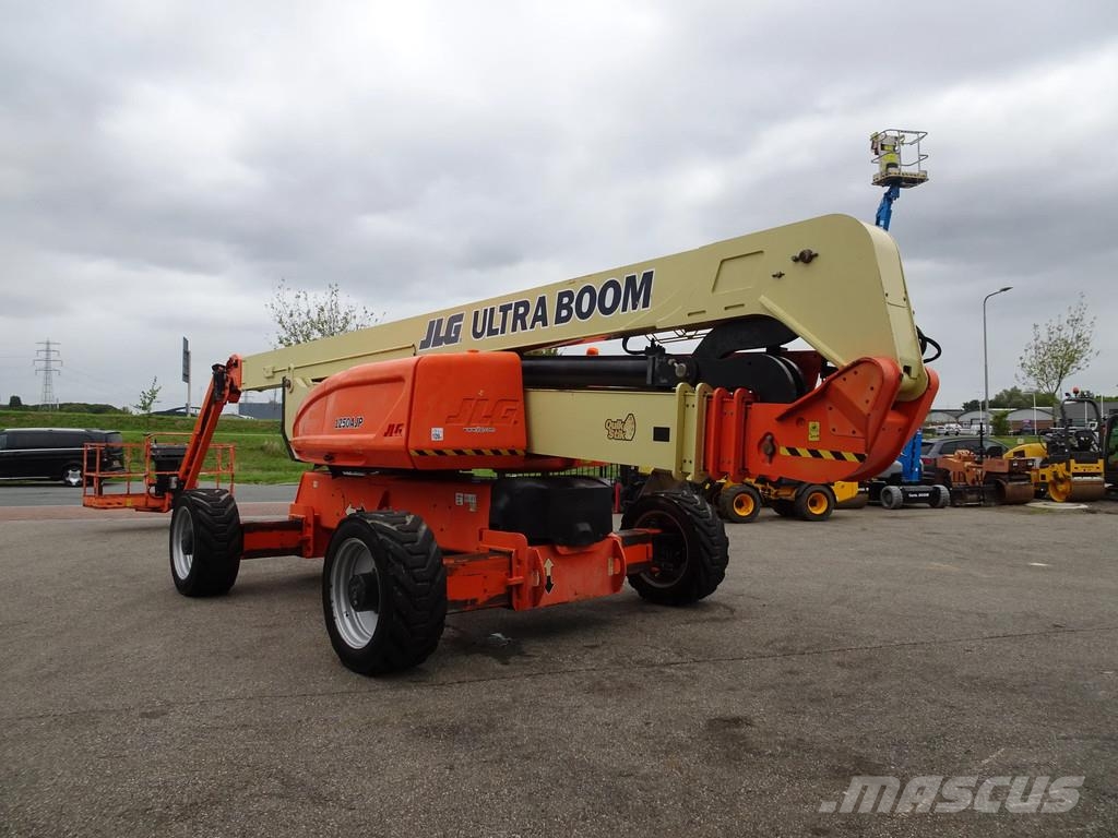 JLG 1250AJP Gelenkteleskoparbeitsbühnen