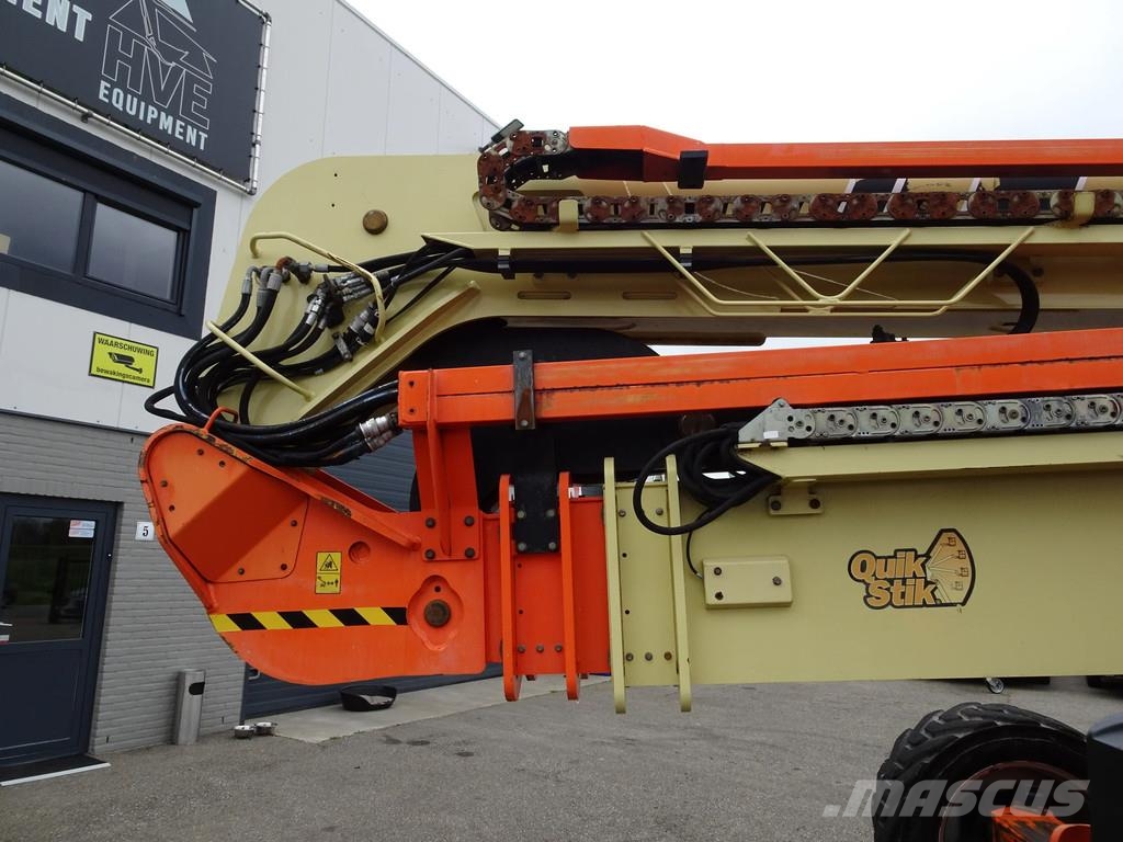 JLG 1250AJP Gelenkteleskoparbeitsbühnen
