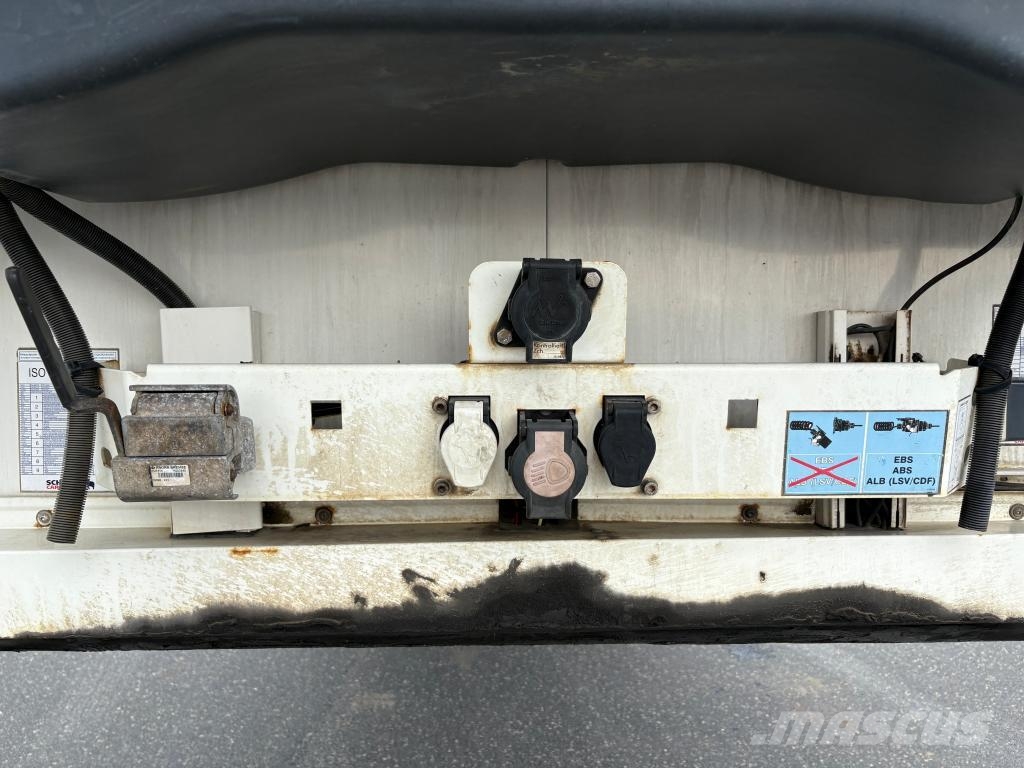 Schmitz Cargobull Trailer Reefer Flower Width & Dual Temp & Double S Koel-vries opleggers